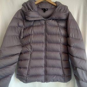 Patagonia Down Jacket Women's Large